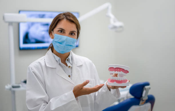 Best Teeth Whitening  in Flora, IL